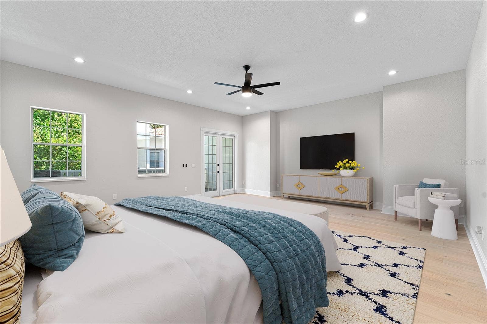5601 BAYSHORE BOULEVARD, #E, Tampa, FL 33611 5601 BAYSHORE BOULEVARD, #E, Tampa, FL 33611