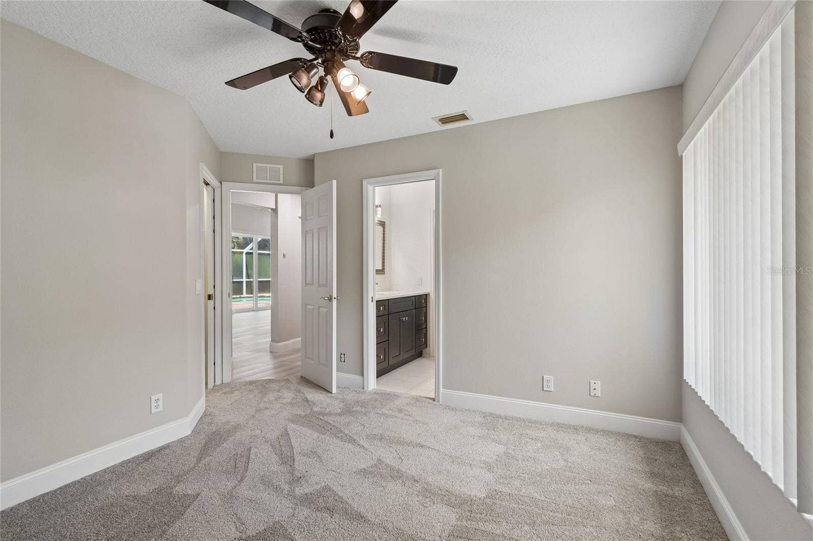 4227 AUSTON WAY, Palm Harbor, FL 34685 4227 AUSTON WAY, Palm Harbor, FL 34685