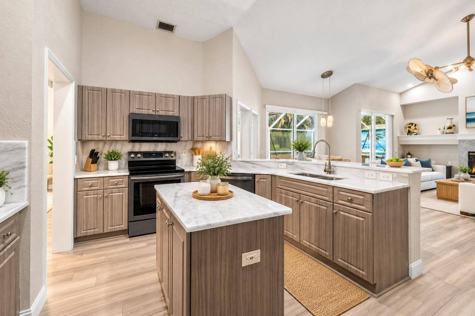 4227 AUSTON WAY, Palm Harbor, FL 34685 4227 AUSTON WAY, Palm Harbor, FL 34685
