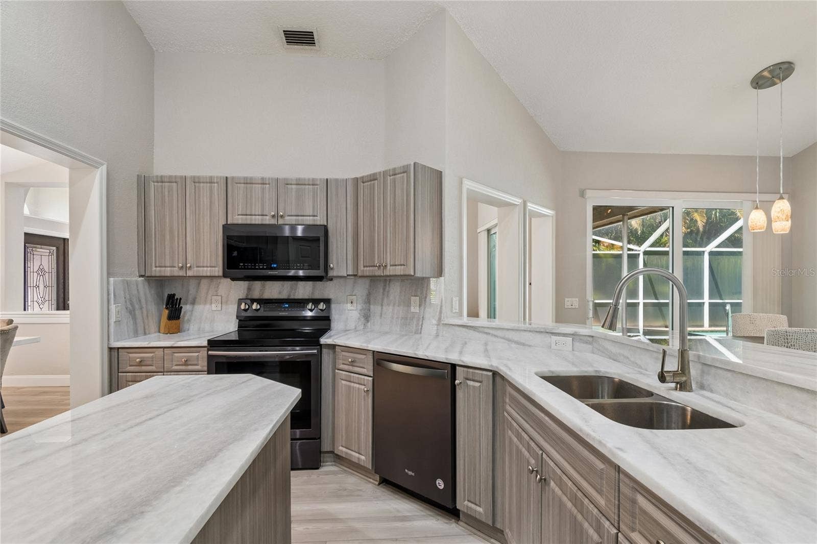 4227 AUSTON WAY, Palm Harbor, FL 34685 4227 AUSTON WAY, Palm Harbor, FL 34685