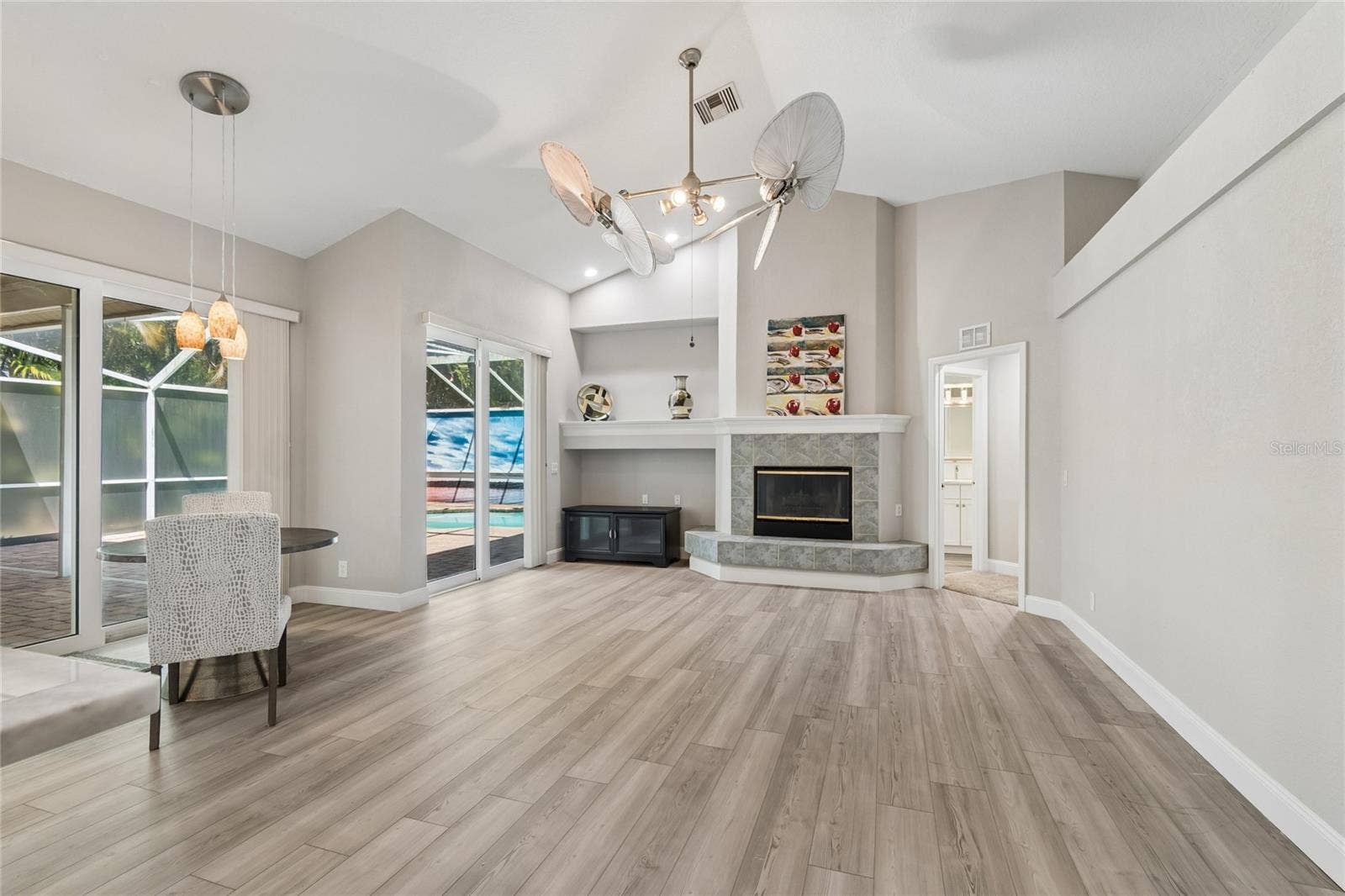 4227 AUSTON WAY, Palm Harbor, FL 34685 4227 AUSTON WAY, Palm Harbor, FL 34685