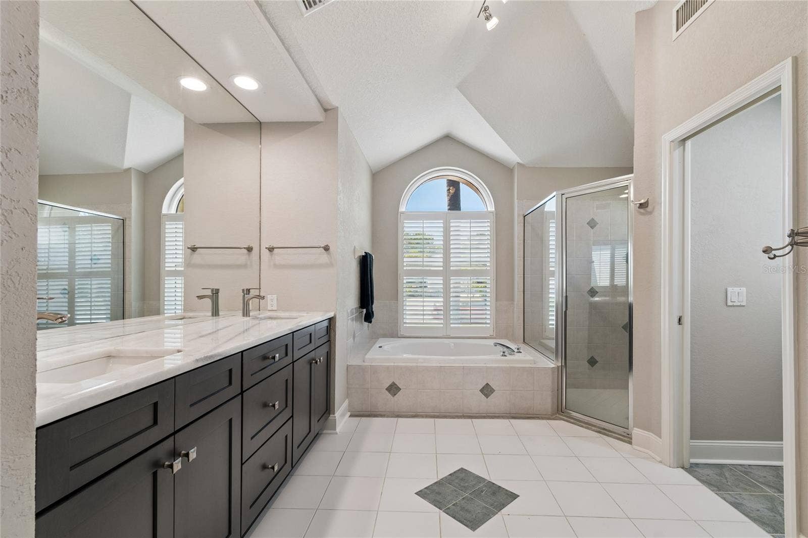 4227 AUSTON WAY, Palm Harbor, FL 34685 4227 AUSTON WAY, Palm Harbor, FL 34685