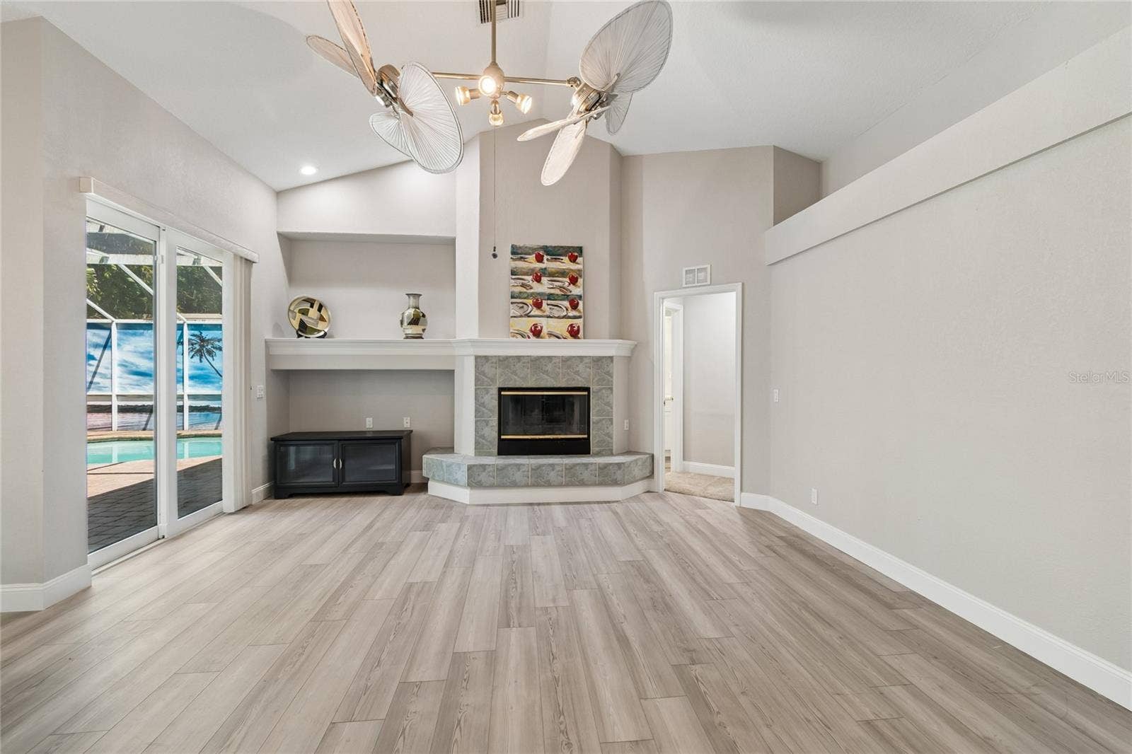 4227 AUSTON WAY, Palm Harbor, FL 34685 4227 AUSTON WAY, Palm Harbor, FL 34685