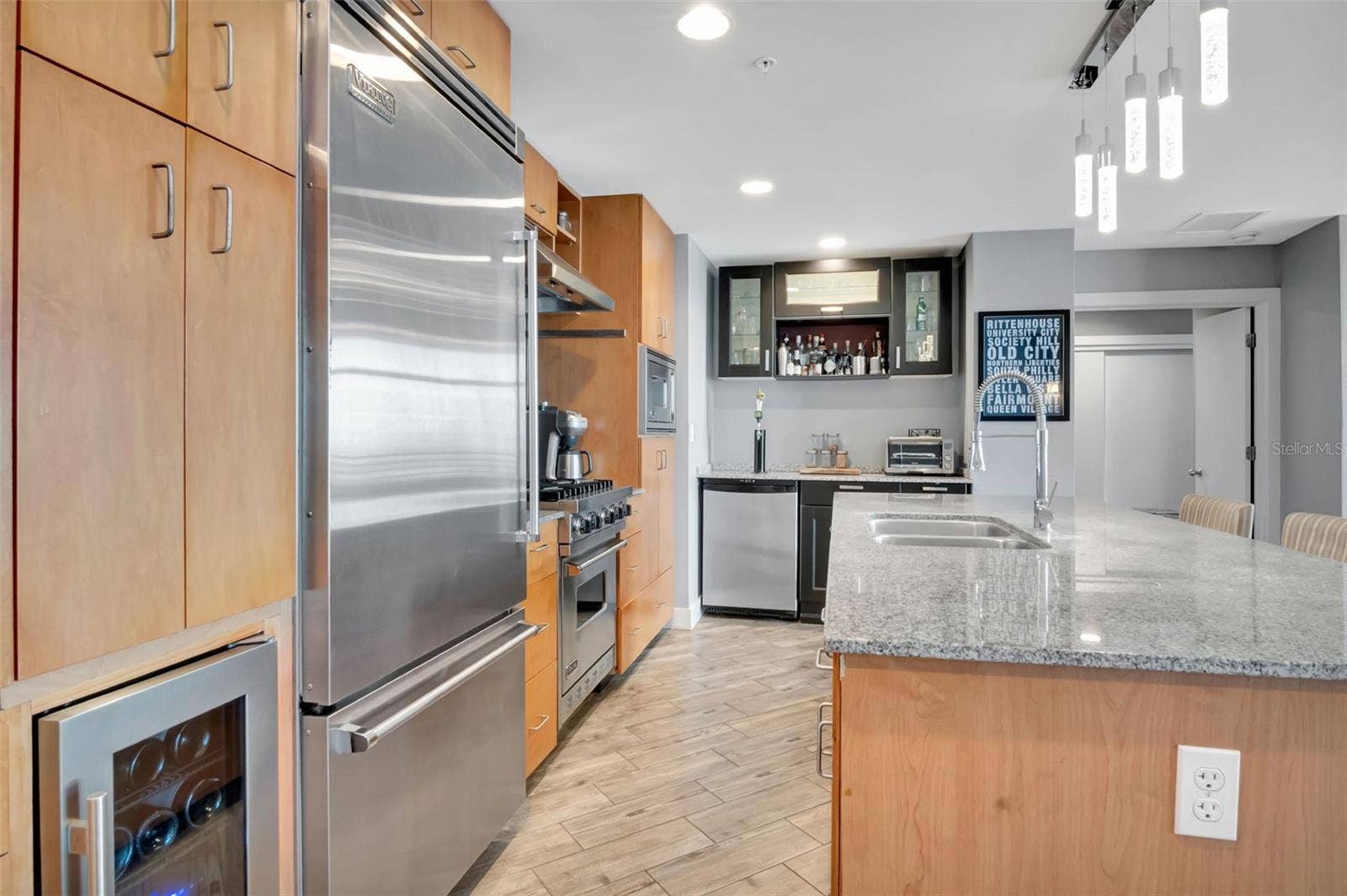 1120 E KENNEDY BOULEVARD, #1512, Tampa, FL 33602 1120 E KENNEDY BOULEVARD, #1512, Tampa, FL 33602