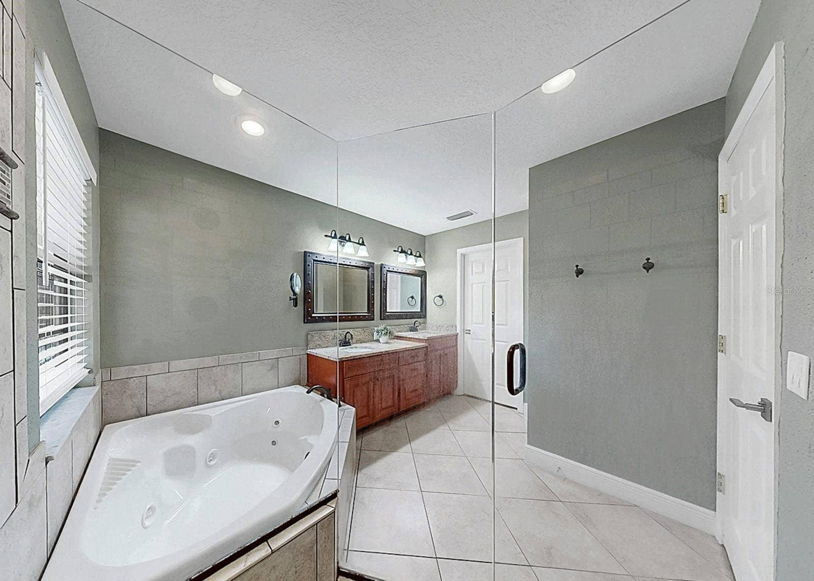 626 YARDARM DRIVE, Apollo Beach, FL 33572 626 YARDARM DRIVE, Apollo Beach, FL 33572