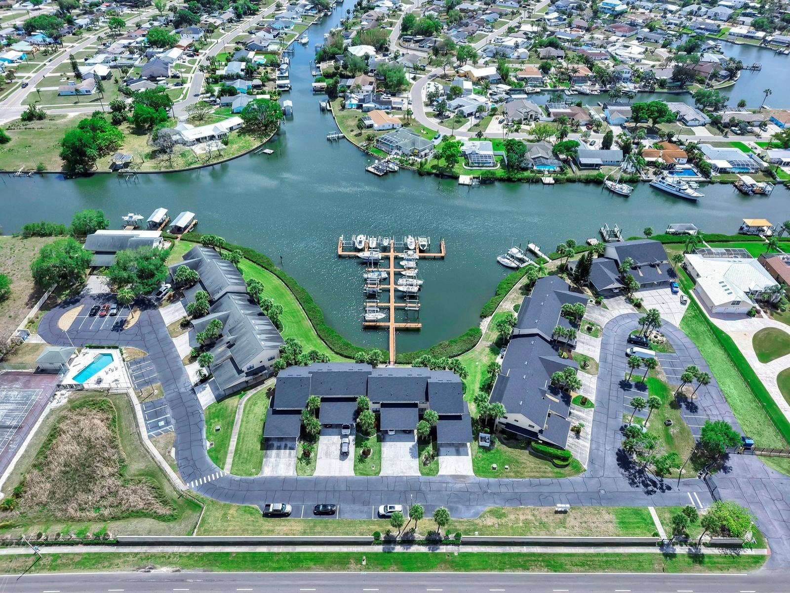626 YARDARM DRIVE, Apollo Beach, FL 33572 626 YARDARM DRIVE, Apollo Beach, FL 33572