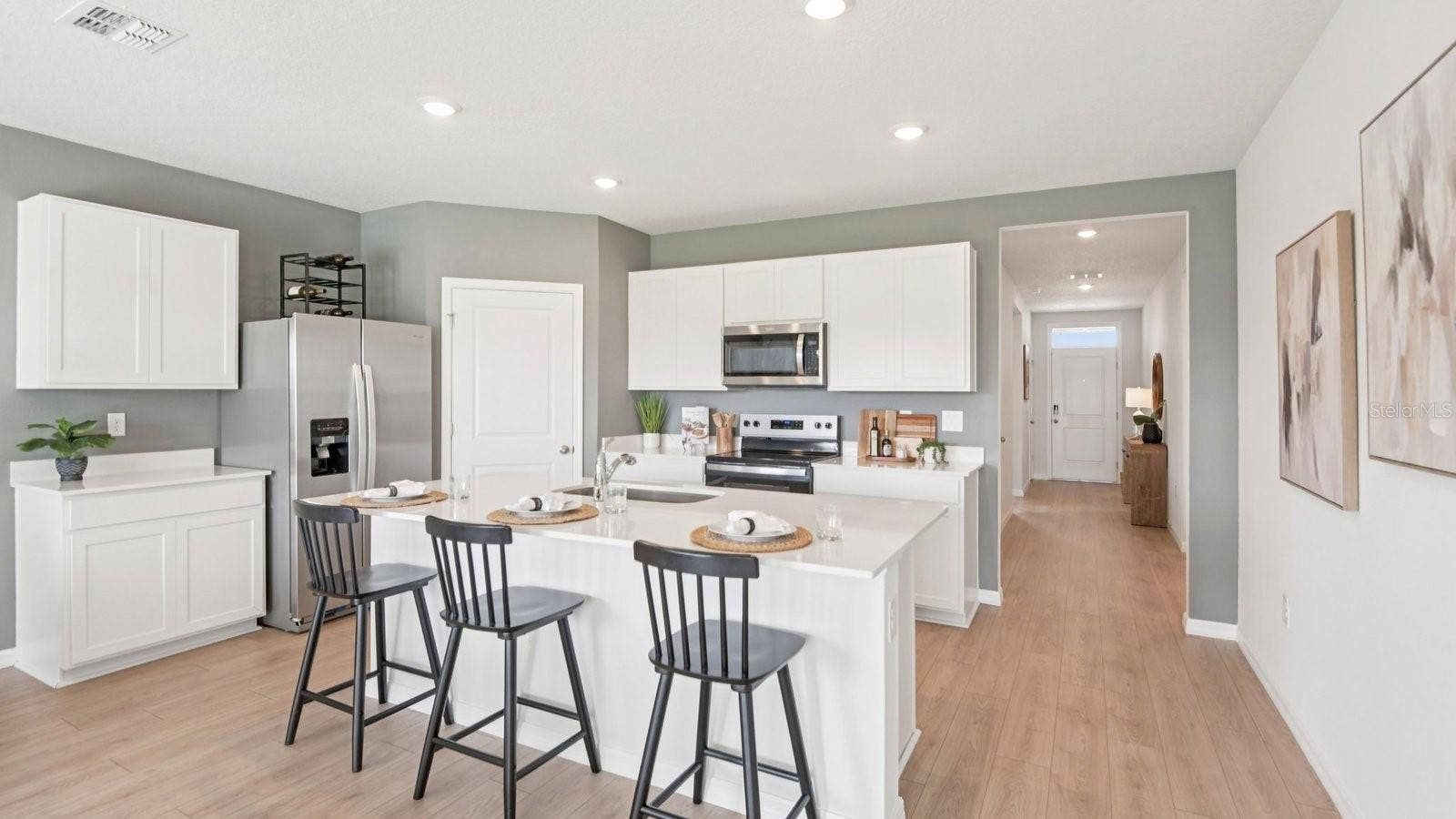 17752 SILVER SHADOWS LOOP, Spring Hill, FL 34610 17752 SILVER SHADOWS LOOP, Spring Hill, FL 34610