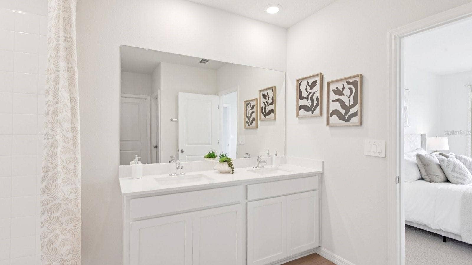 17752 SILVER SHADOWS LOOP, Spring Hill, FL 34610 17752 SILVER SHADOWS LOOP, Spring Hill, FL 34610