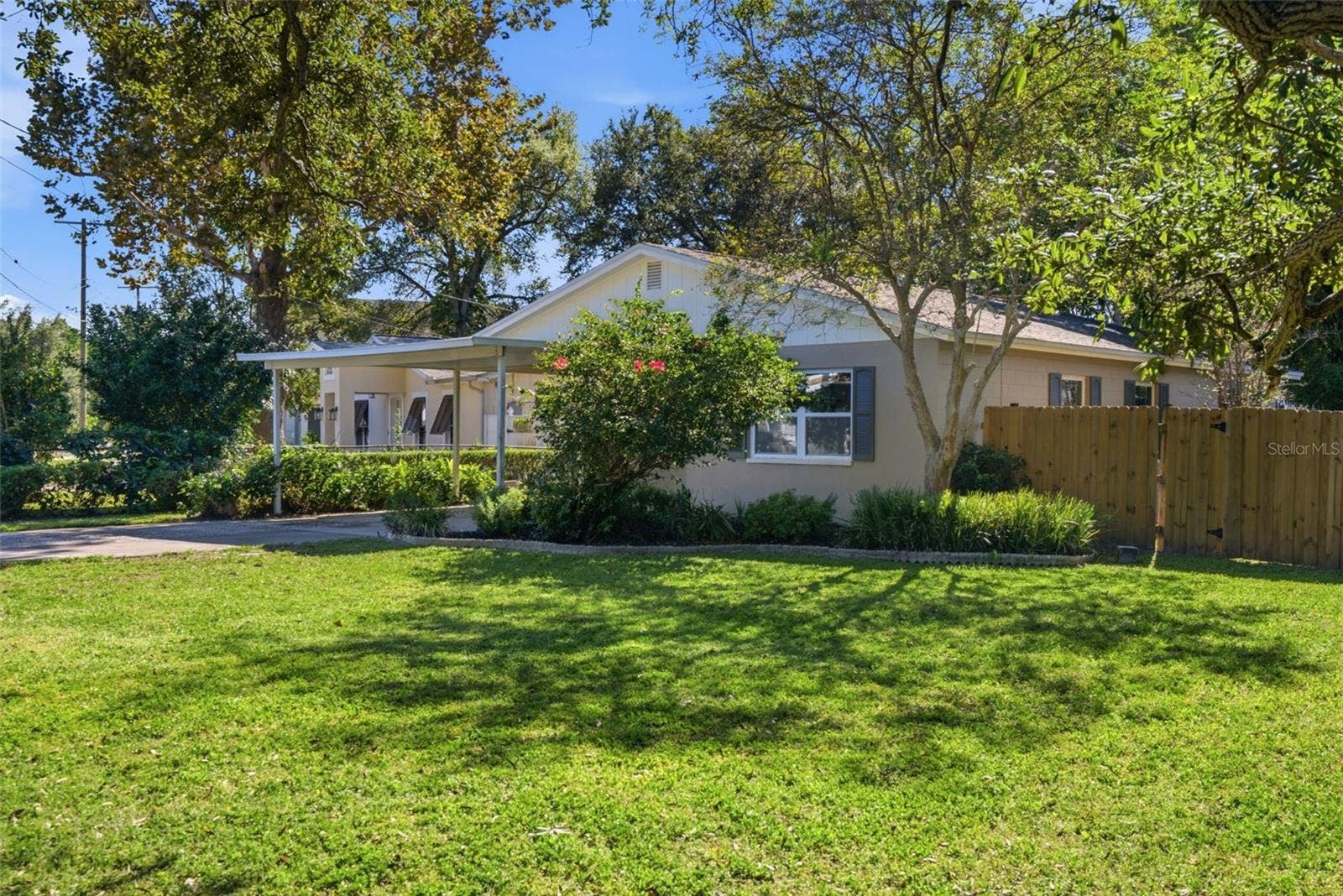 6709 S DAUPHIN AVENUE, Tampa, FL 33611 6709 S DAUPHIN AVENUE, Tampa, FL 33611
