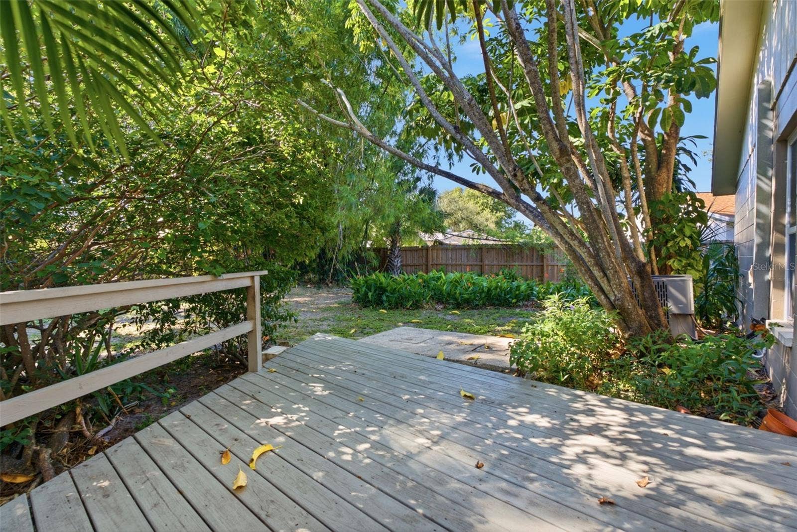 6709 S DAUPHIN AVENUE, Tampa, FL 33611 6709 S DAUPHIN AVENUE, Tampa, FL 33611