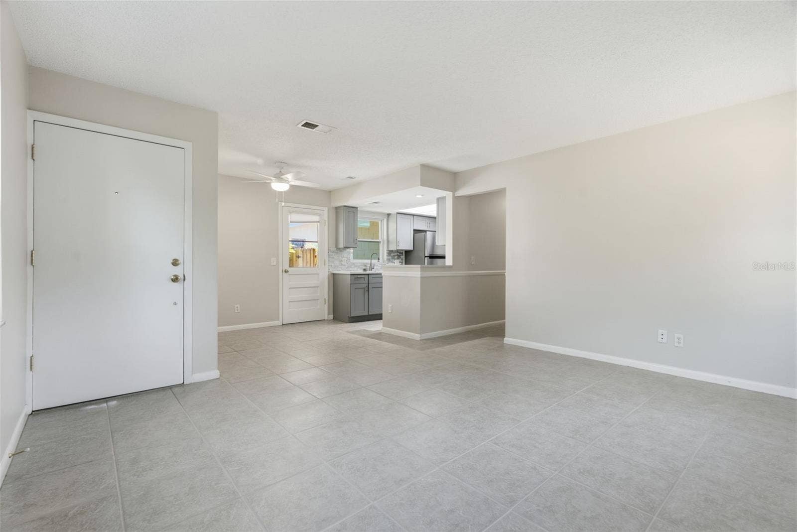 6709 S DAUPHIN AVENUE, Tampa, FL 33611 6709 S DAUPHIN AVENUE, Tampa, FL 33611