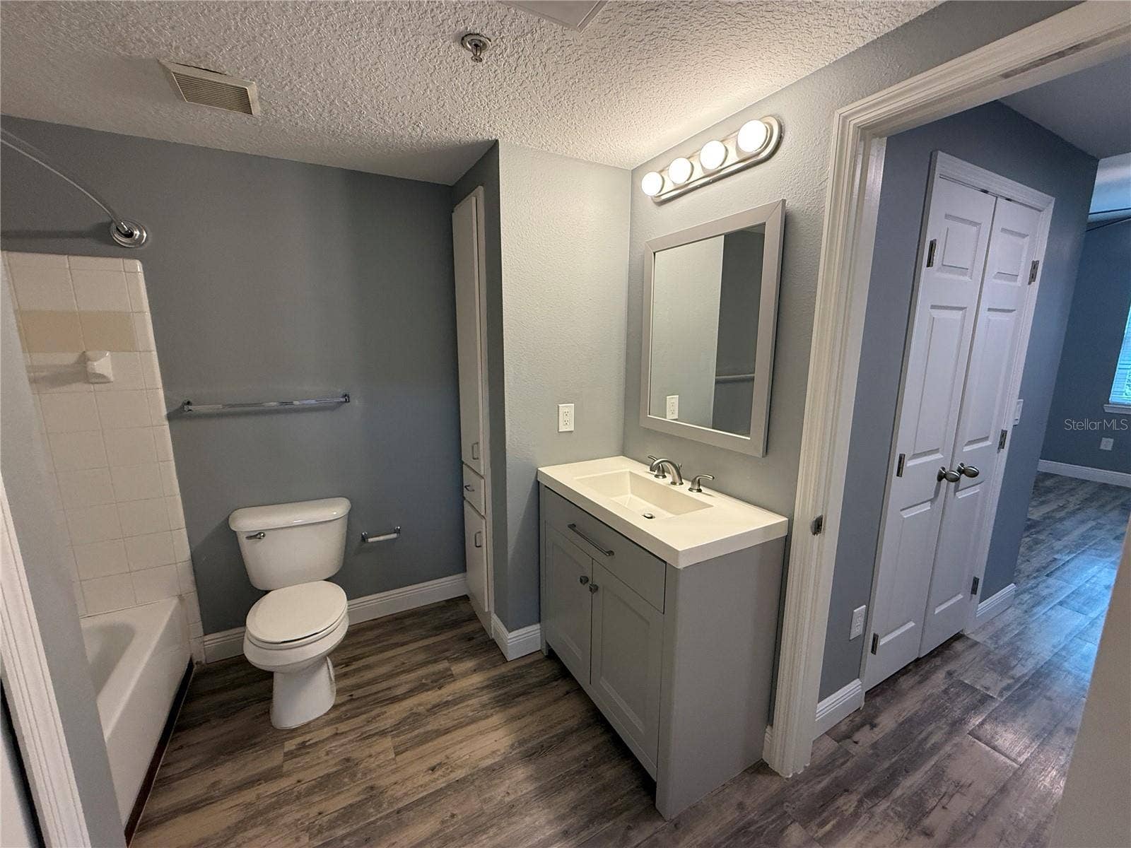1810 E PALM AVENUE, #1202, Tampa, FL 33605 1810 E PALM AVENUE, #1202, Tampa, FL 33605