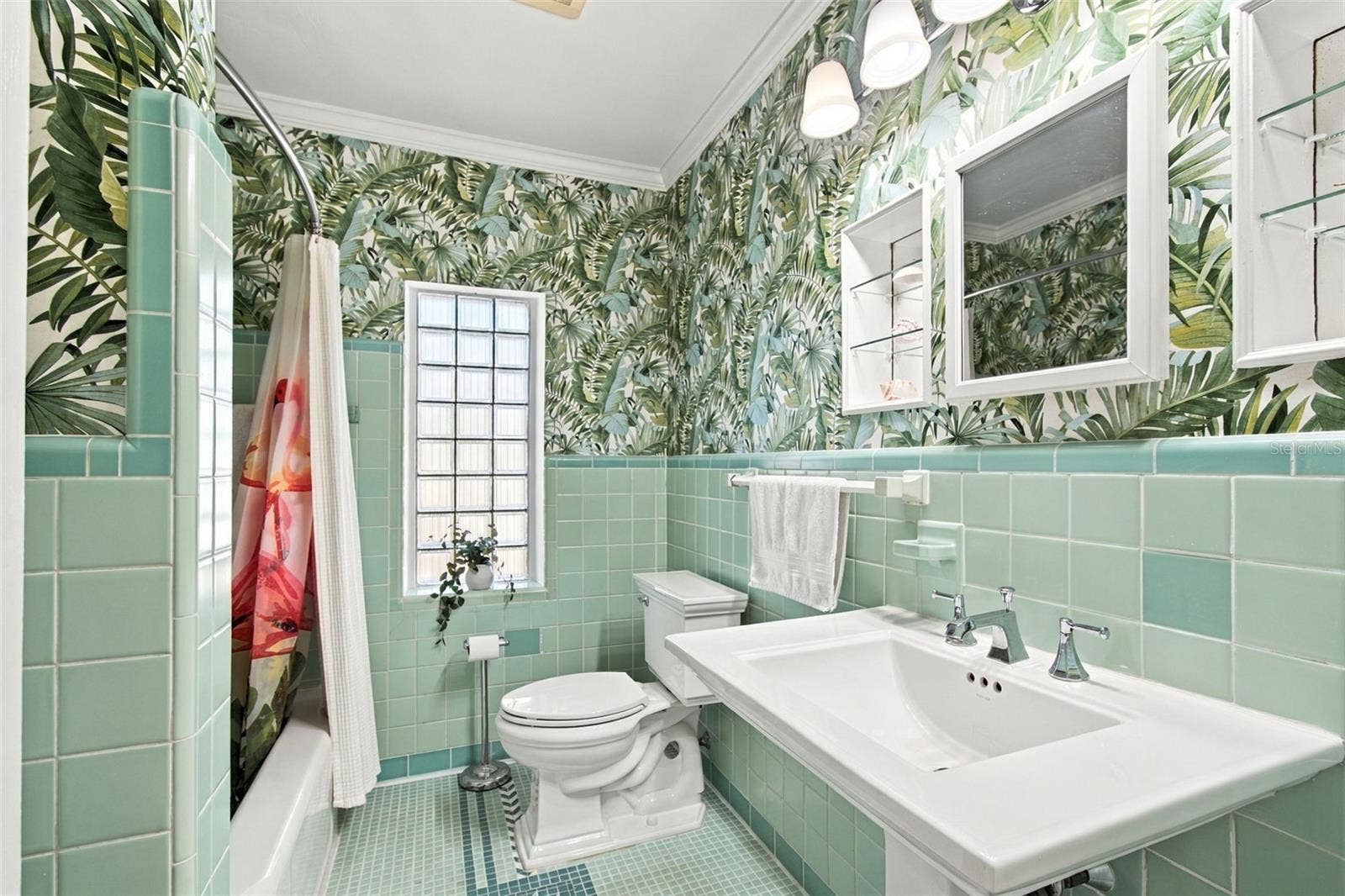 6030 4TH STREET S, St Petersburg, FL 33705 6030 4TH STREET S, St Petersburg, FL 33705