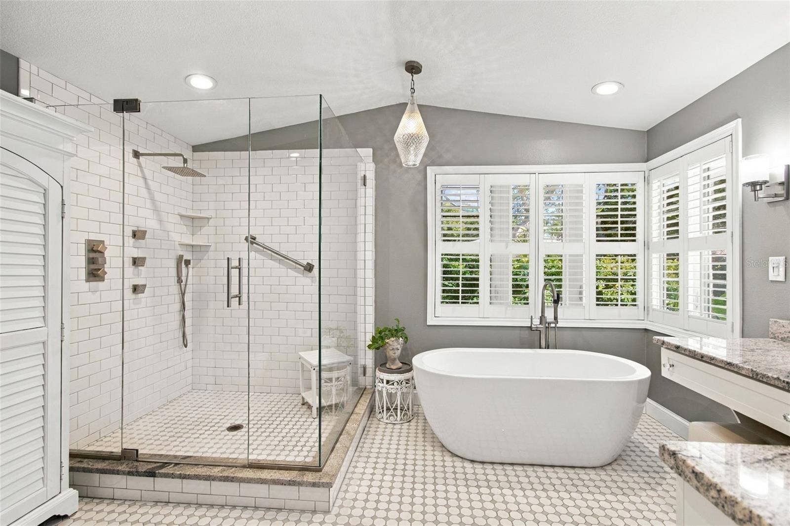 6030 4TH STREET S, St Petersburg, FL 33705 6030 4TH STREET S, St Petersburg, FL 33705