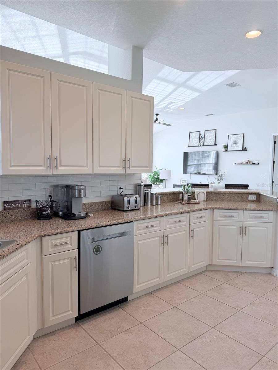 1708 TRIANO CIRCLE, #1708, Venice, FL 34292