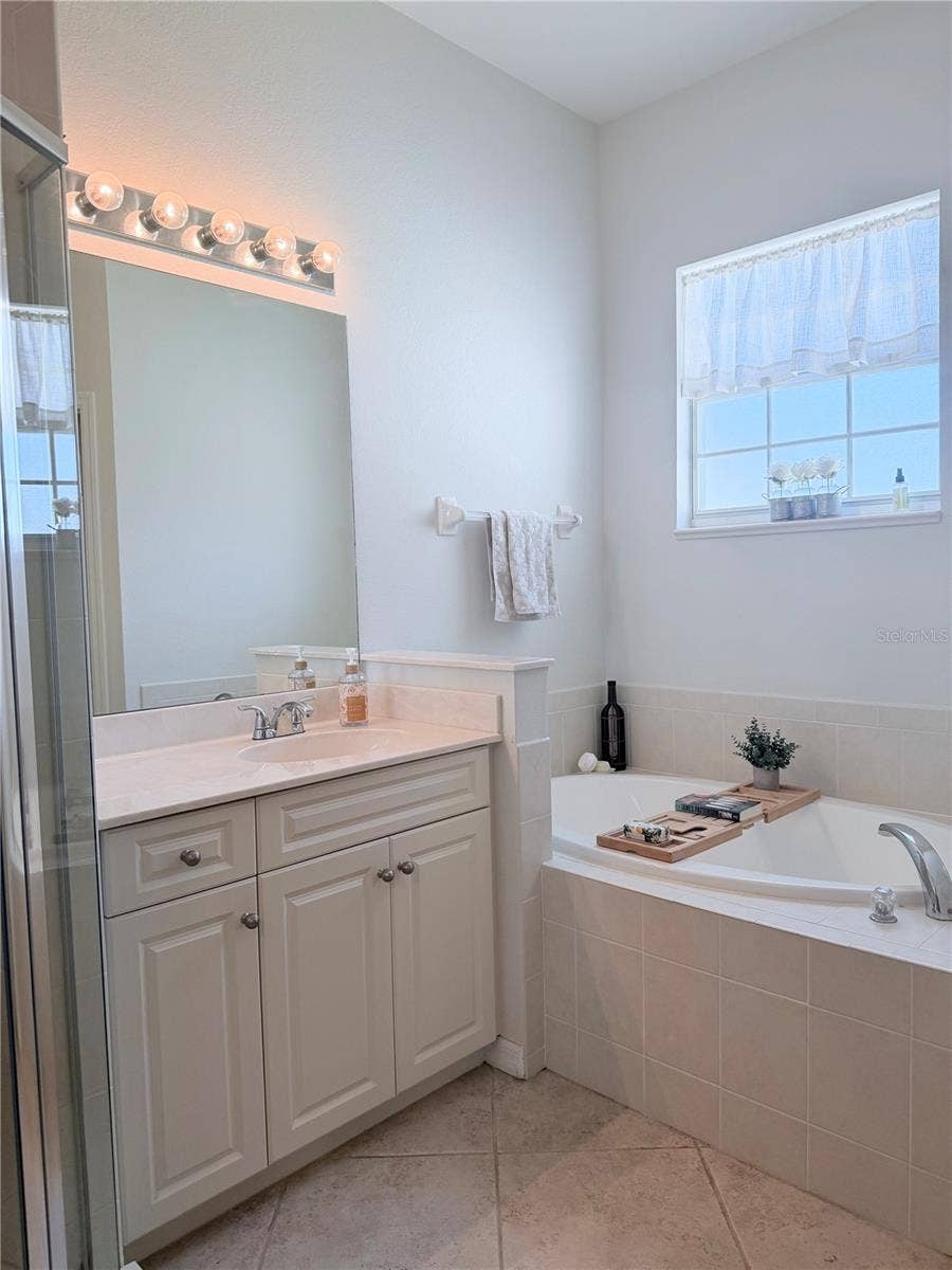 1708 TRIANO CIRCLE, #1708, Venice, FL 34292