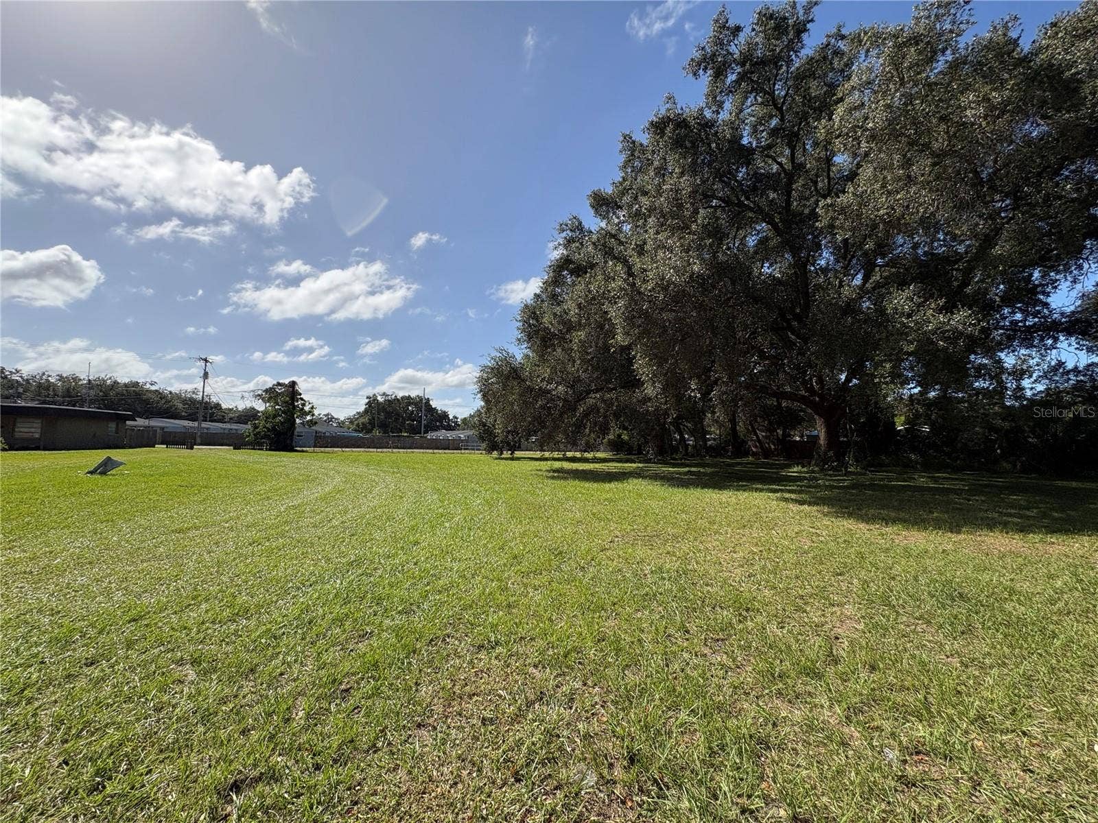 1116 E 142ND AVENUE, Tampa, FL 33613 1116 E 142ND AVENUE, Tampa, FL 33613