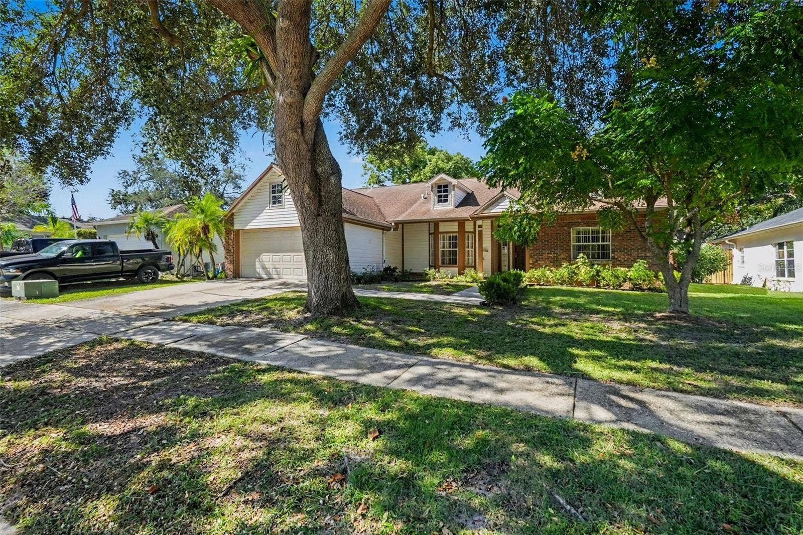 833 GREENBELT CIRCLE, Brandon, FL 33510 833 GREENBELT CIRCLE, Brandon, FL 33510