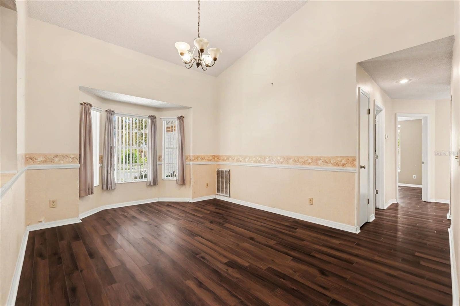 833 GREENBELT CIRCLE, Brandon, FL 33510 833 GREENBELT CIRCLE, Brandon, FL 33510