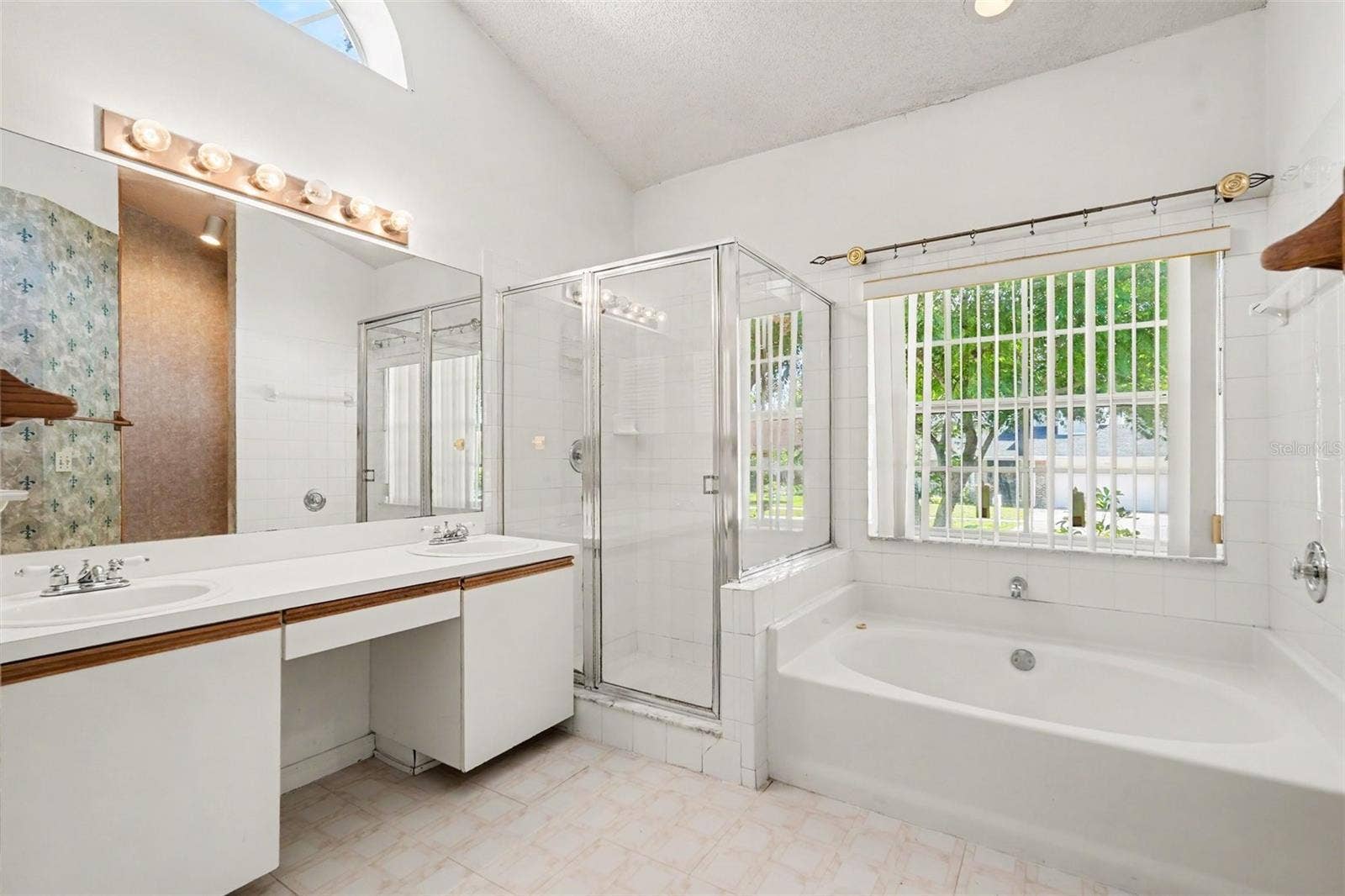 833 GREENBELT CIRCLE, Brandon, FL 33510 833 GREENBELT CIRCLE, Brandon, FL 33510