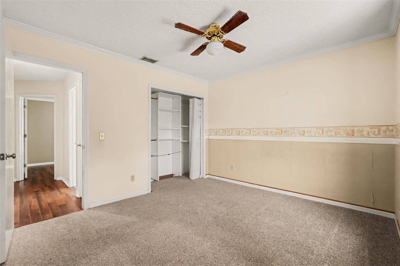 833 GREENBELT CIRCLE, Brandon, FL 33510 833 GREENBELT CIRCLE, Brandon, FL 33510