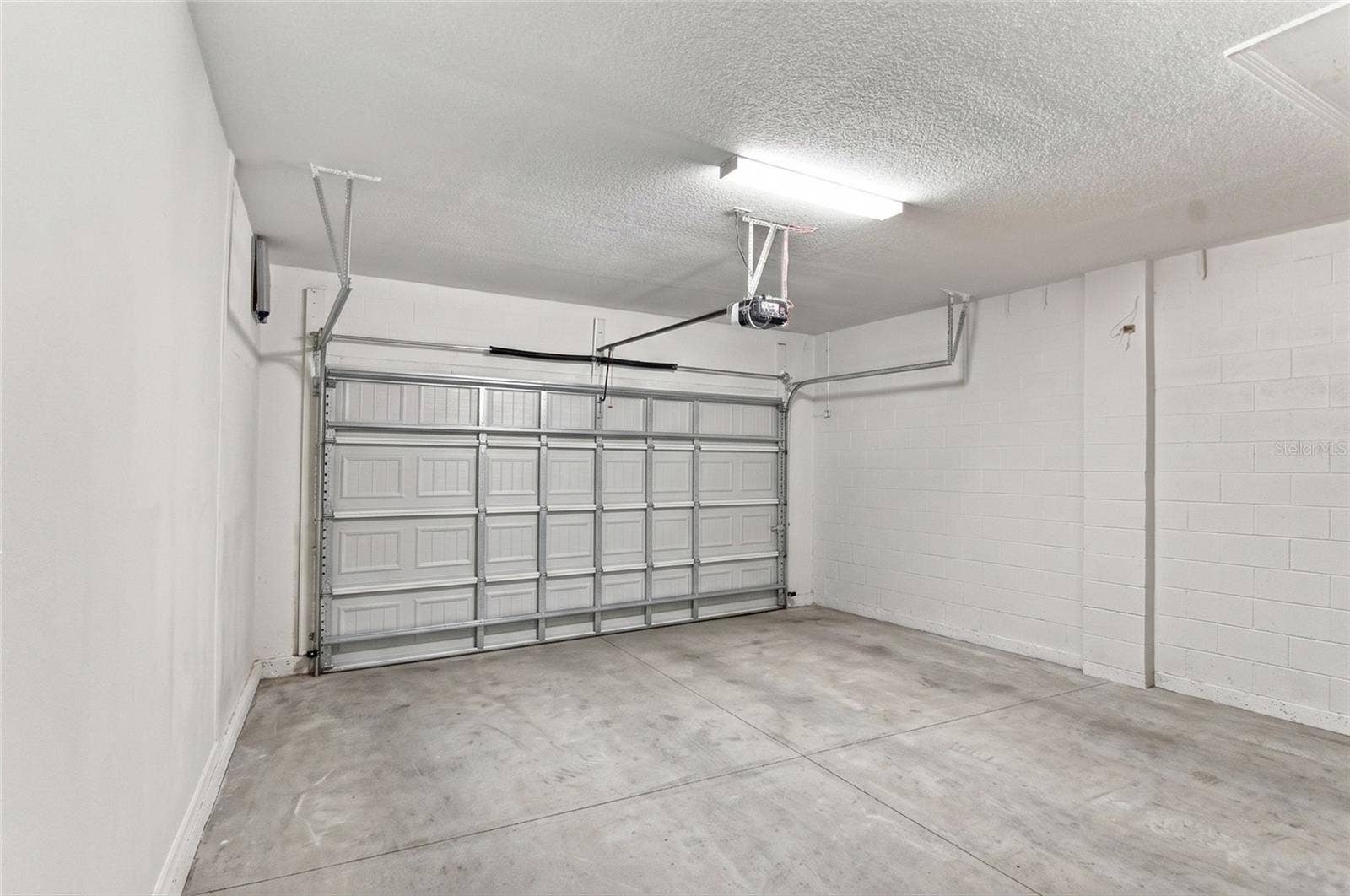 17401 HOLLY WELL AVENUE, Wimauma, FL 33598