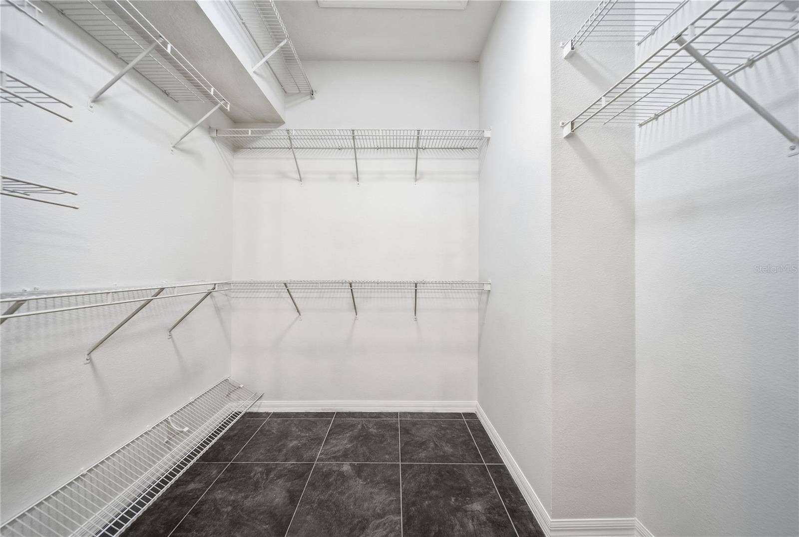 Large Primary Walk in Closet
