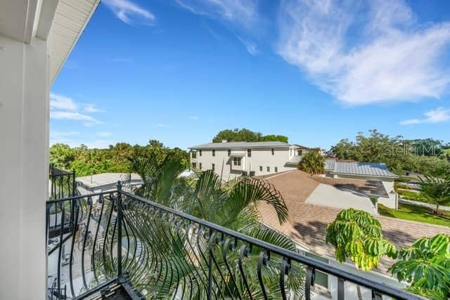 110 RICARDO WAY NE, #8, St Petersburg, FL 33704 110 RICARDO WAY NE, #8, St Petersburg, FL 33704