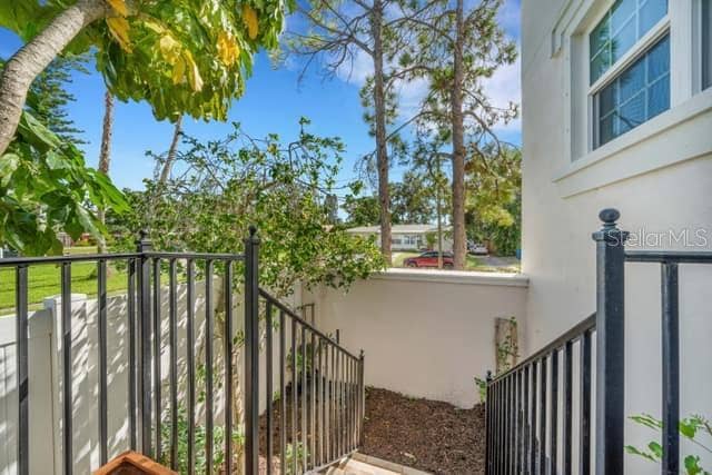 110 RICARDO WAY NE, #8, St Petersburg, FL 33704 110 RICARDO WAY NE, #8, St Petersburg, FL 33704