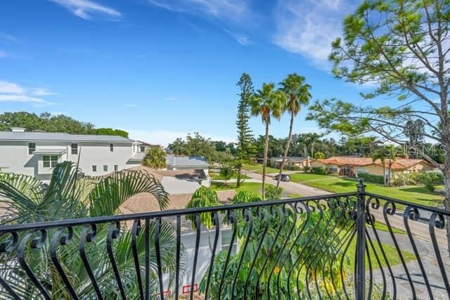 110 RICARDO WAY NE, #8, St Petersburg, FL 33704 110 RICARDO WAY NE, #8, St Petersburg, FL 33704