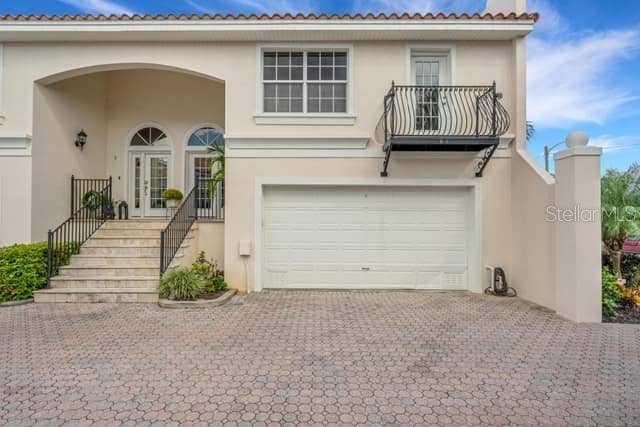 110 RICARDO WAY NE, #8, St Petersburg, FL 33704 110 RICARDO WAY NE, #8, St Petersburg, FL 33704