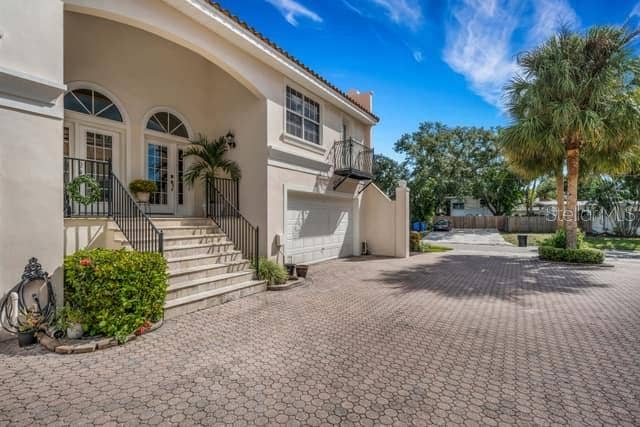110 RICARDO WAY NE, #8, St Petersburg, FL 33704 110 RICARDO WAY NE, #8, St Petersburg, FL 33704