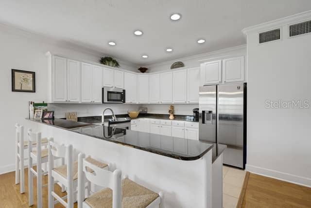 110 RICARDO WAY NE, #8, St Petersburg, FL 33704 110 RICARDO WAY NE, #8, St Petersburg, FL 33704