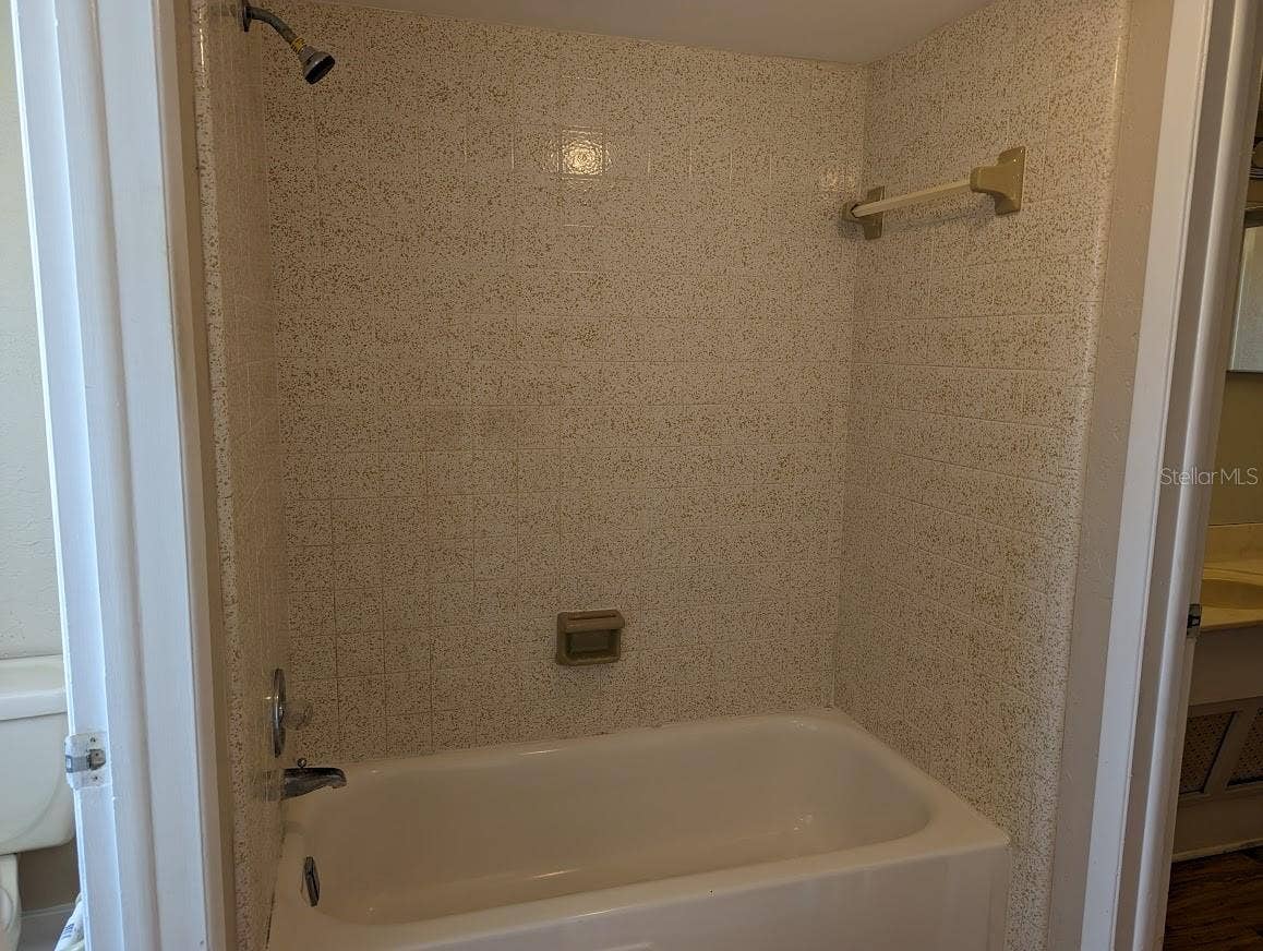 8304 BARDMOOR BOULEVARD, #203 (22), Seminole, FL 33777