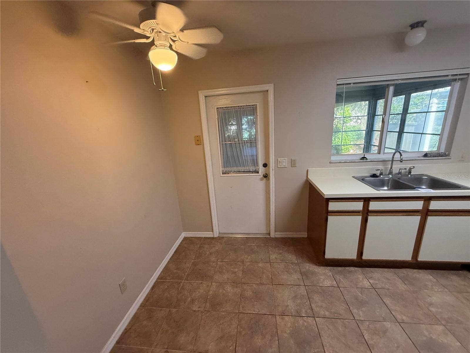 7053 FLORA WAY, Lake Wales, FL 33898 7053 FLORA WAY, Lake Wales, FL 33898