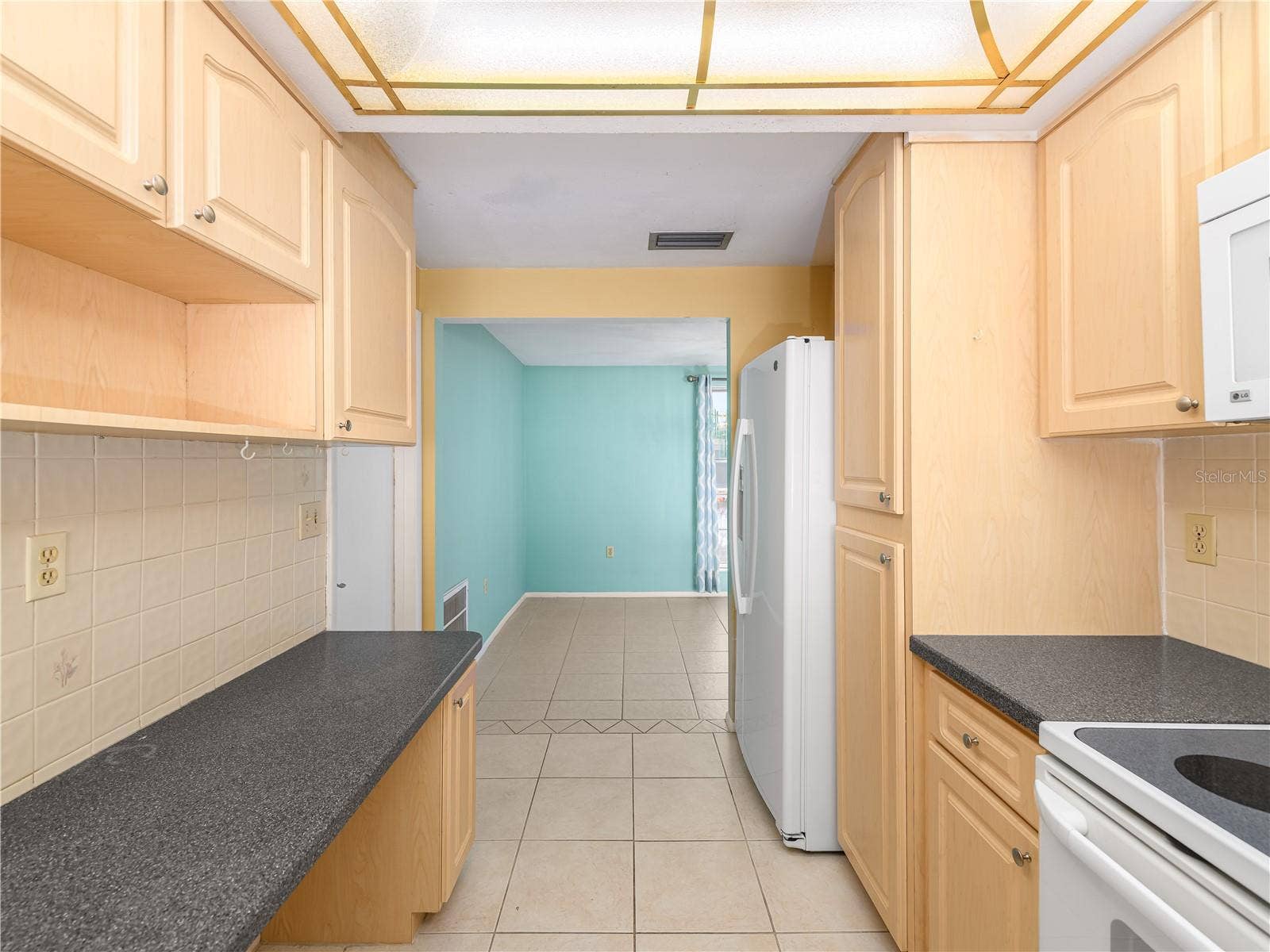 8135 BROWN PELICAN AVENUE, New Port Richey, FL 34653 8135 BROWN PELICAN AVENUE, New Port Richey, FL 34653