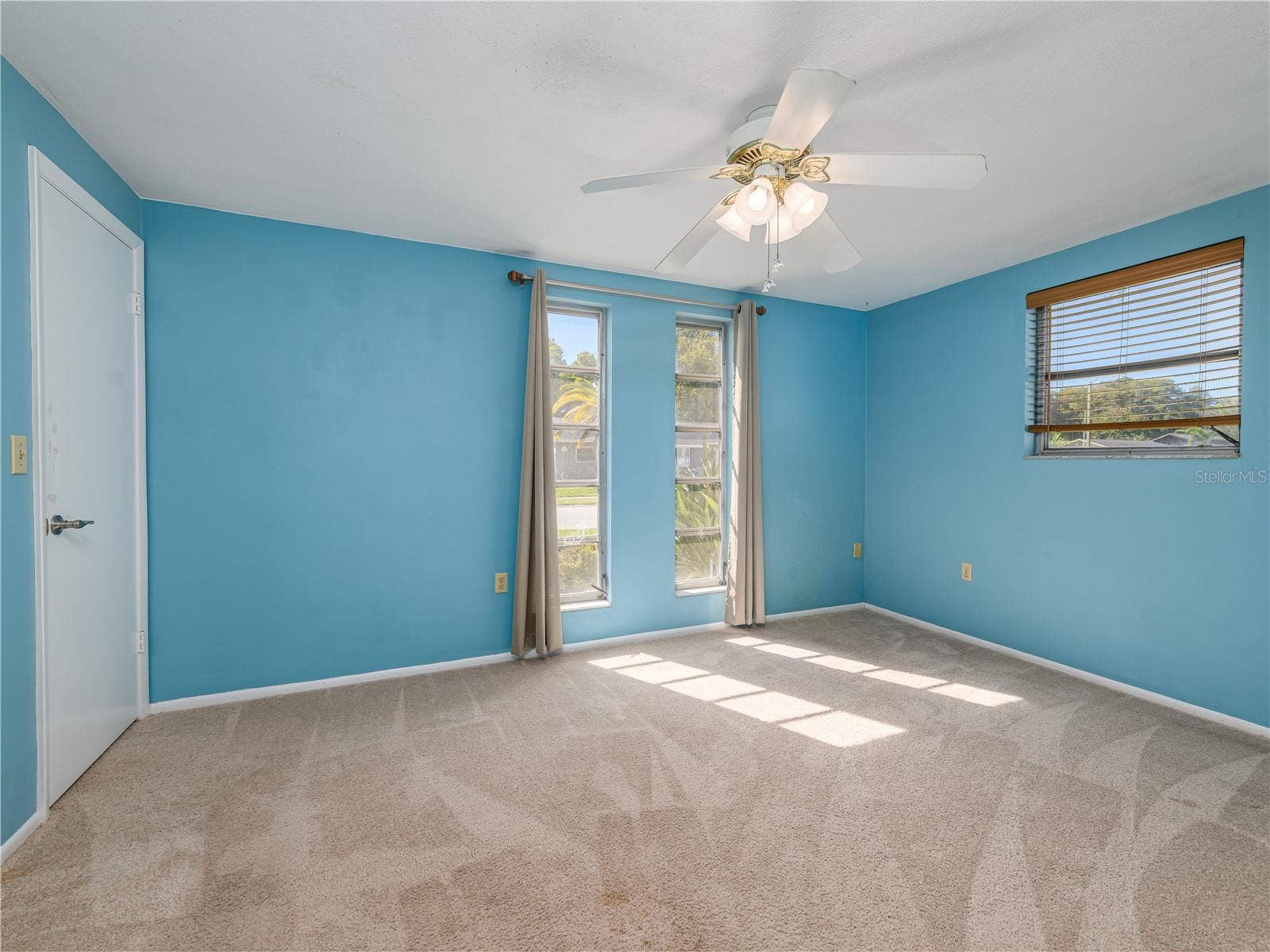 8135 BROWN PELICAN AVENUE, New Port Richey, FL 34653 8135 BROWN PELICAN AVENUE, New Port Richey, FL 34653