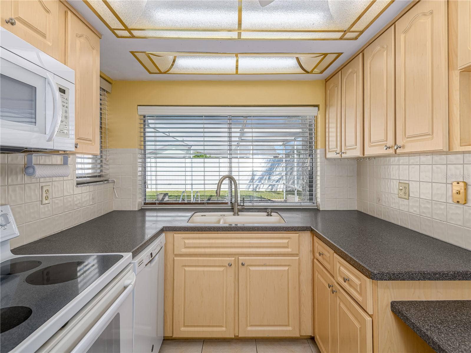 8135 BROWN PELICAN AVENUE, New Port Richey, FL 34653 8135 BROWN PELICAN AVENUE, New Port Richey, FL 34653