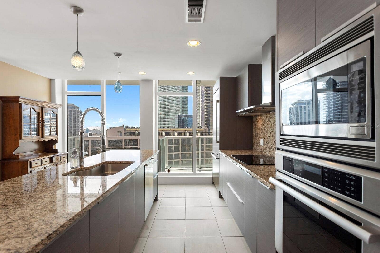 175 1ST STREET S, #1803, St Petersburg, FL 33701 175 1ST STREET S, #1803, St Petersburg, FL 33701