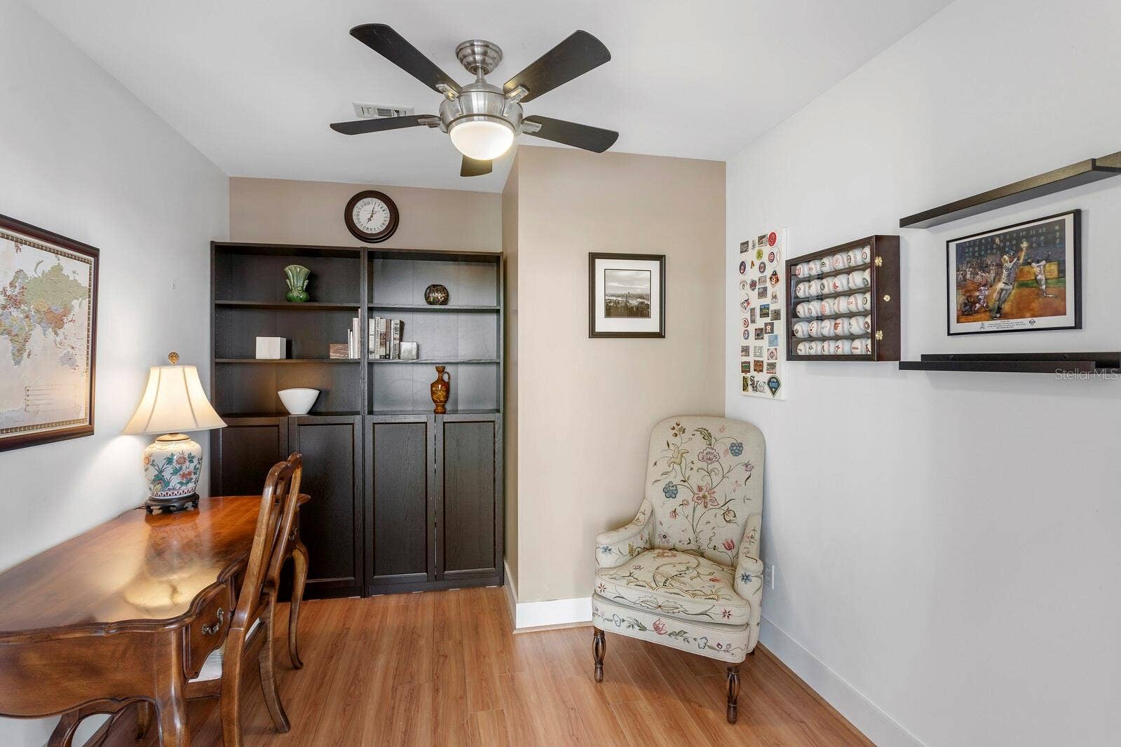 175 1ST STREET S, #1803, St Petersburg, FL 33701 Den