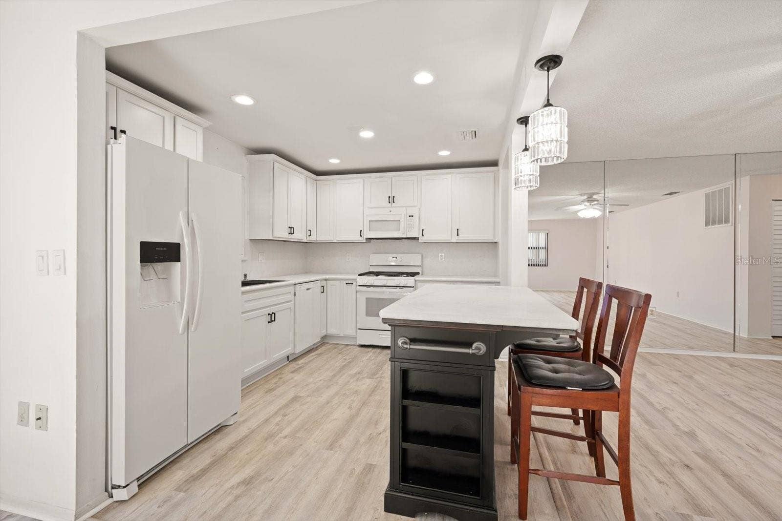 6188 80TH STREET N, #210, St Petersburg, FL 33709 6188 80TH STREET N, #210, St Petersburg, FL 33709