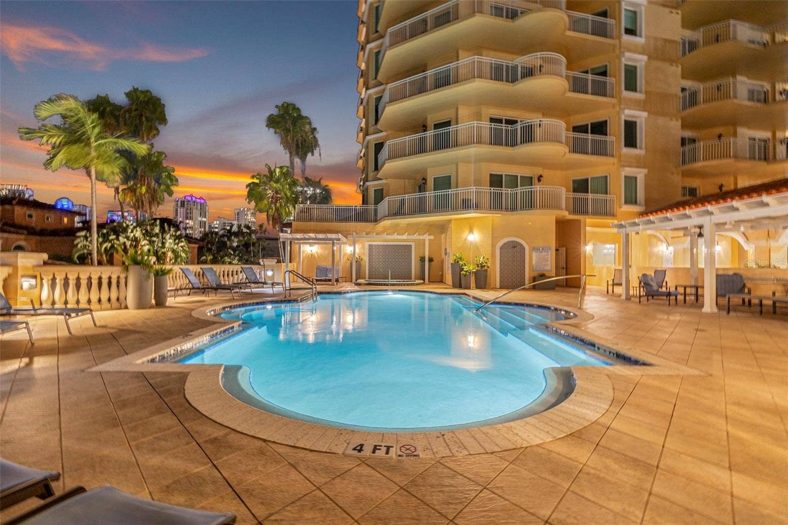 555 5TH AVENUE NE, #332, St Petersburg, FL 33701