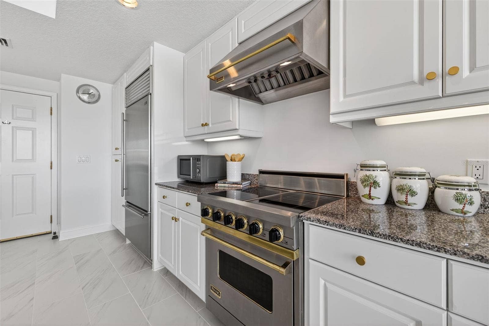 555 5TH AVENUE NE, #332, St Petersburg, FL 33701