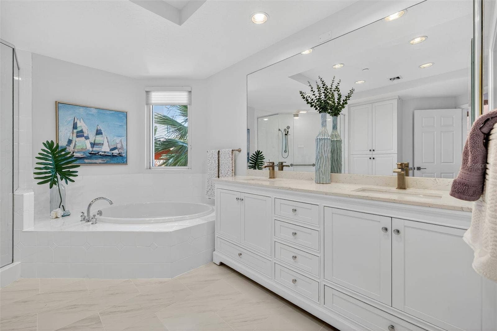 555 5TH AVENUE NE, #332, St Petersburg, FL 33701