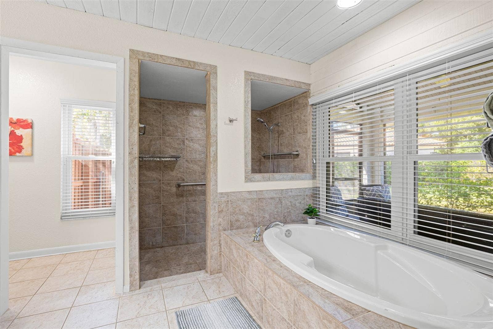 Primary Suite #2, Bathroom