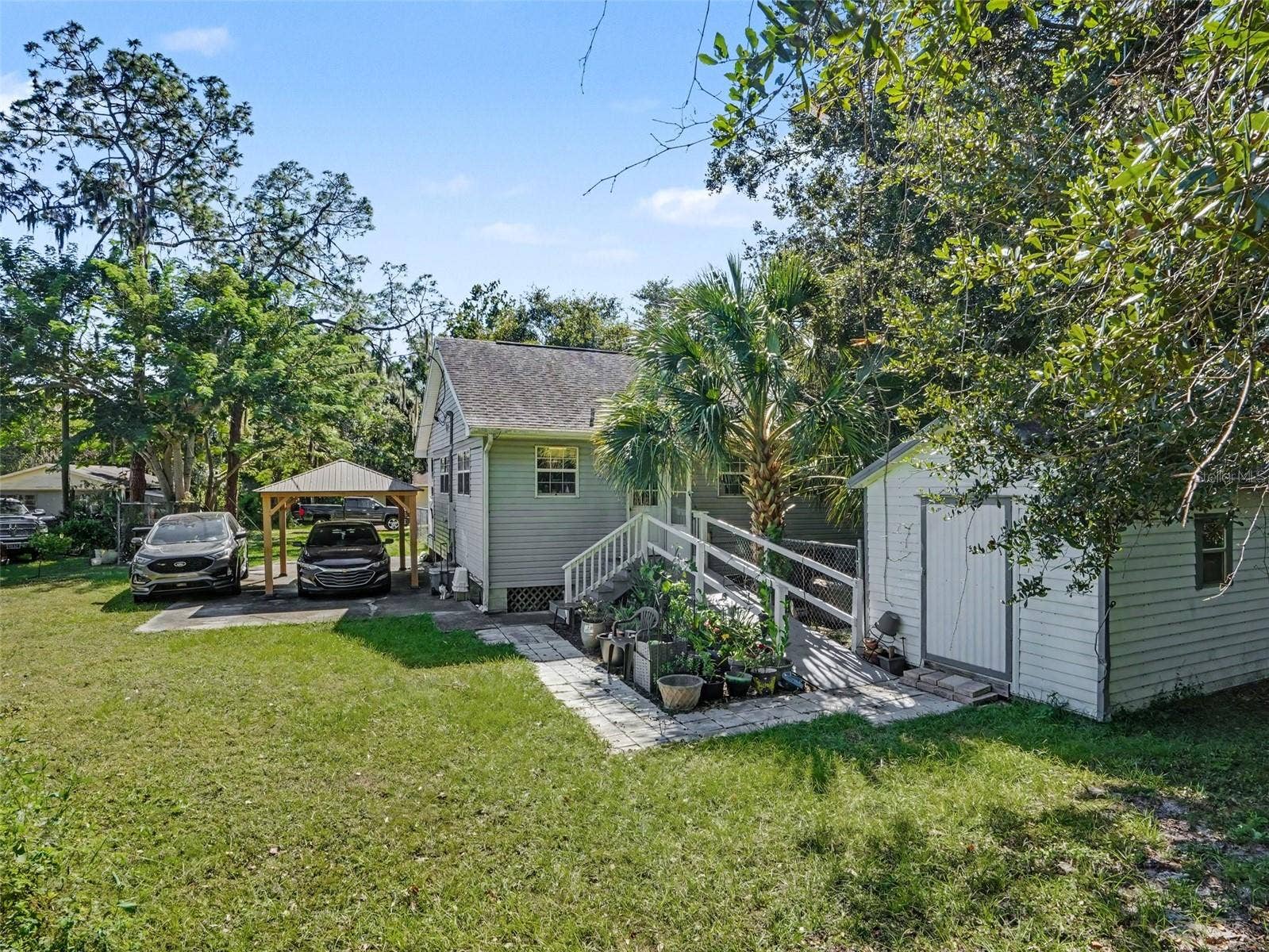 3020 STRAWBERRY LANE, Lakeland, FL 33801 3020 STRAWBERRY LANE, Lakeland, FL 33801