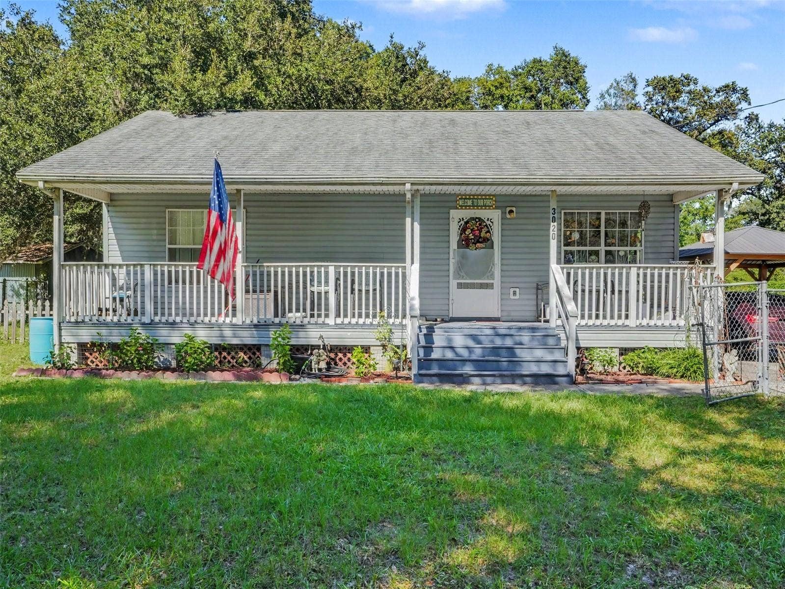 3020 STRAWBERRY LANE, Lakeland, FL 33801 3020 STRAWBERRY LANE, Lakeland, FL 33801