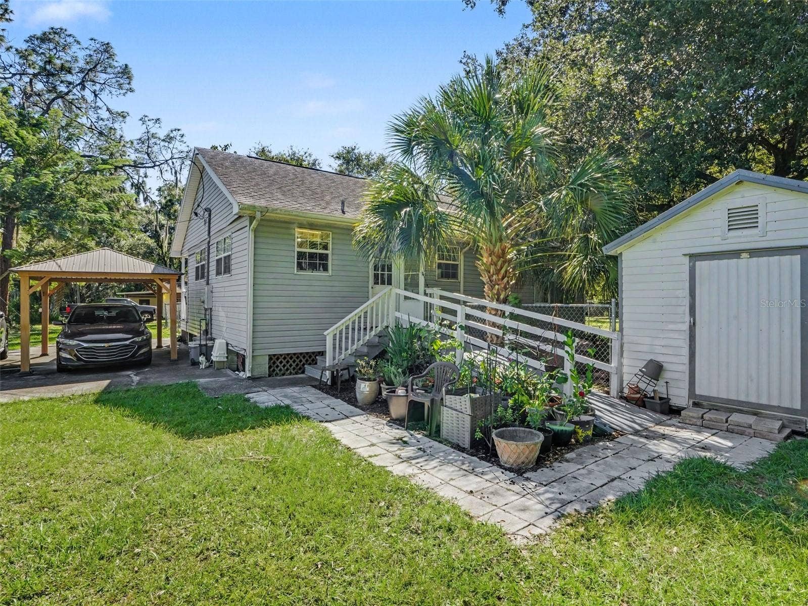 3020 STRAWBERRY LANE, Lakeland, FL 33801 3020 STRAWBERRY LANE, Lakeland, FL 33801