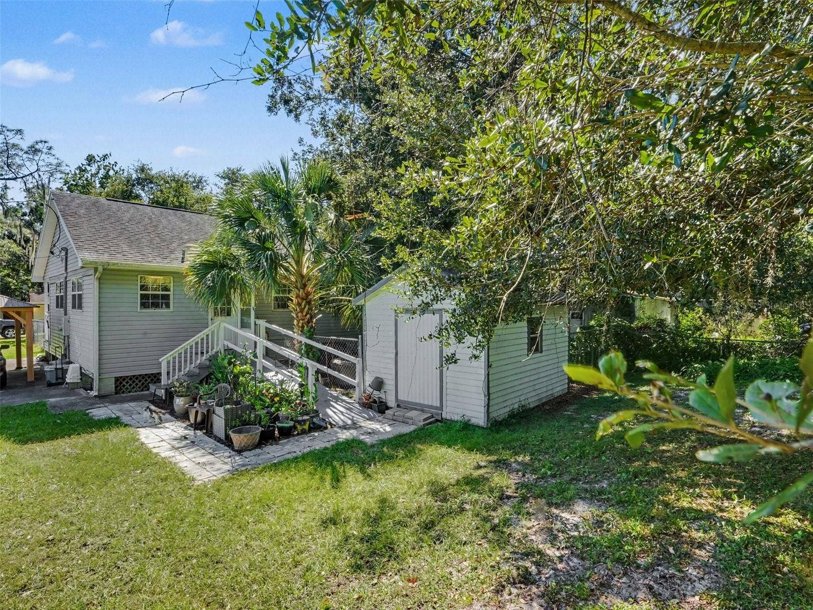 3020 STRAWBERRY LANE, Lakeland, FL 33801 3020 STRAWBERRY LANE, Lakeland, FL 33801