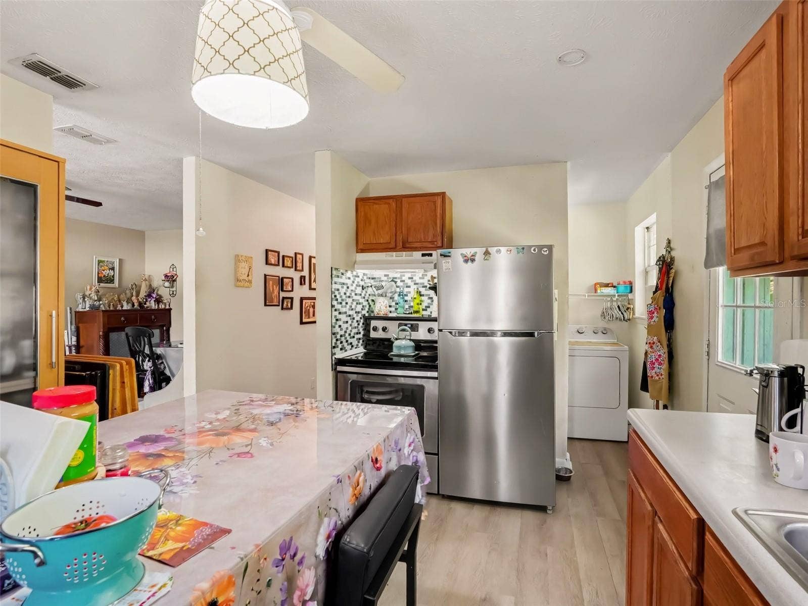 3020 STRAWBERRY LANE, Lakeland, FL 33801 3020 STRAWBERRY LANE, Lakeland, FL 33801